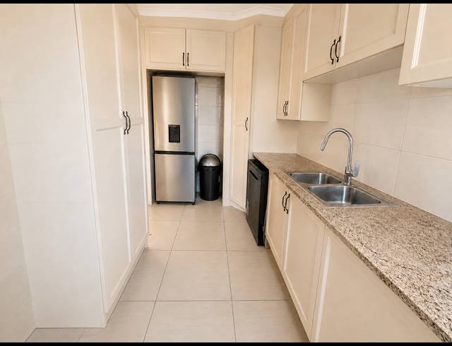 4 BEDROOM HOUSE FOR SALE IN THREE RIVERS EAST